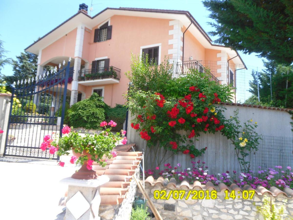 Bed And Breakfast Emilia Cagnano Amiterno Exterior foto