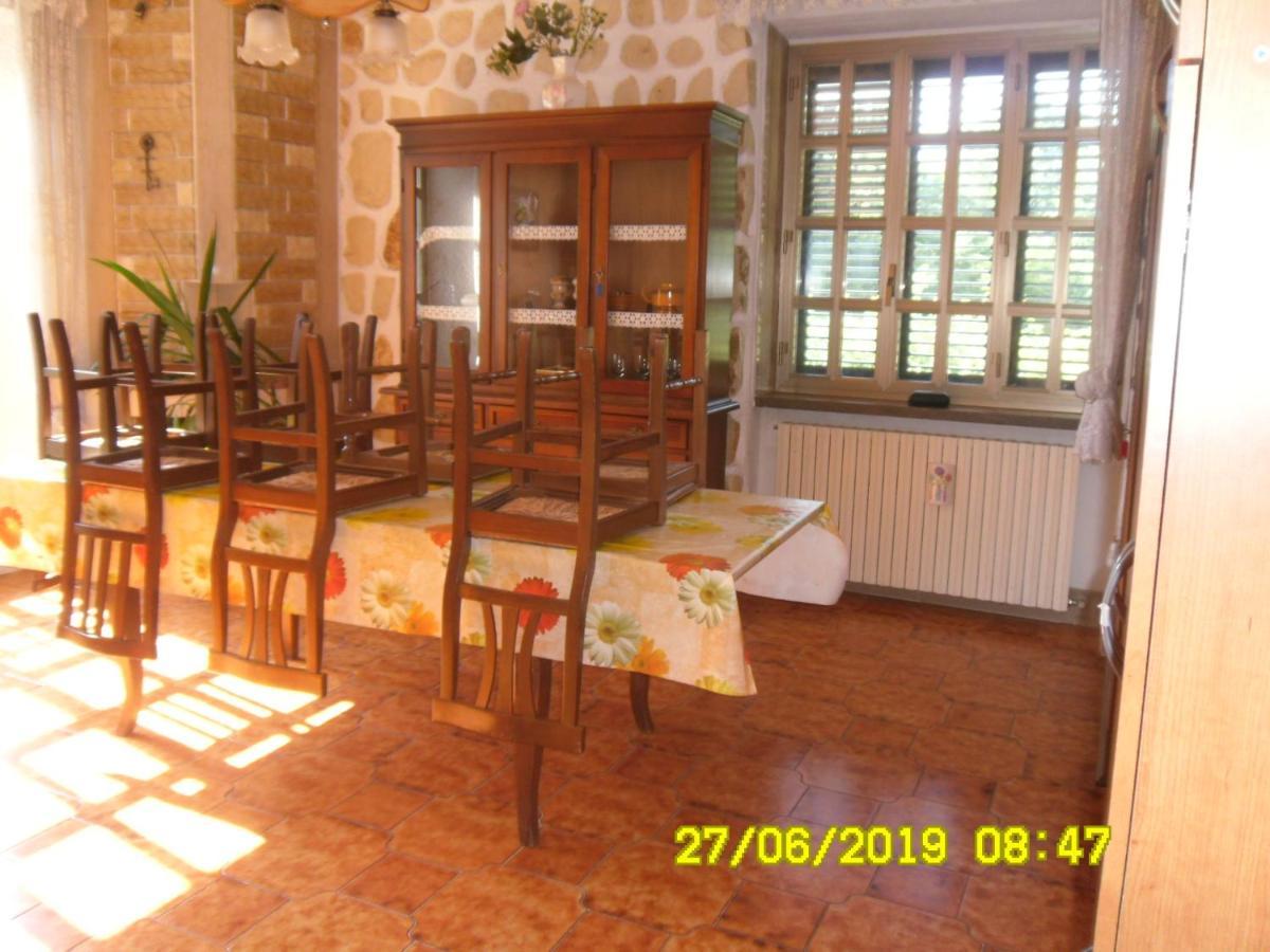 Bed And Breakfast Emilia Cagnano Amiterno Exterior foto