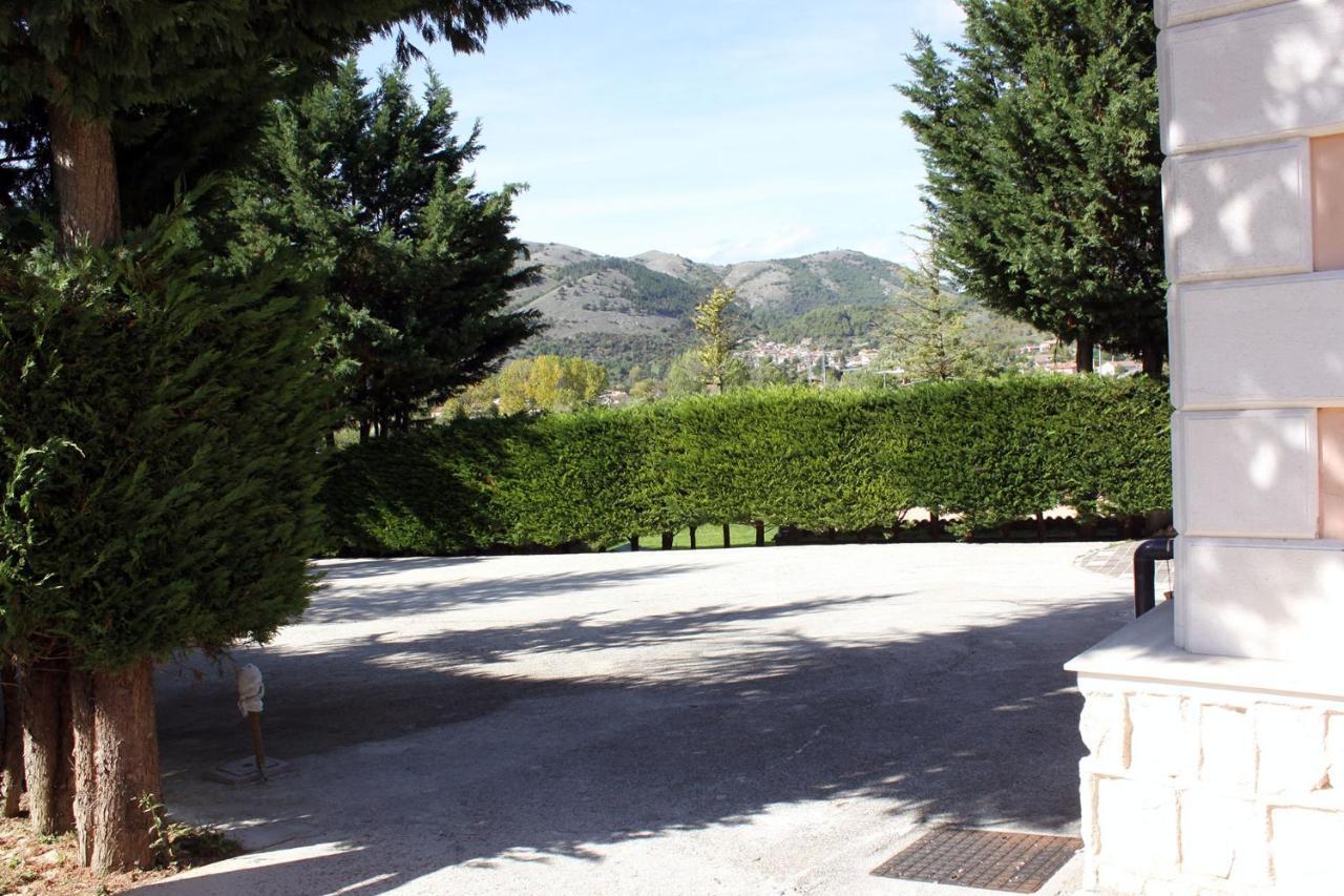 Bed And Breakfast Emilia Cagnano Amiterno Exterior foto